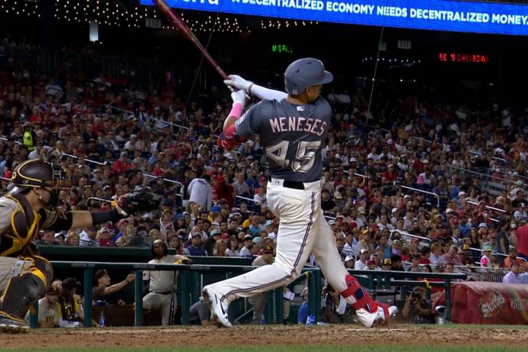 Joey Meneses igualó marca de Bryce Harper