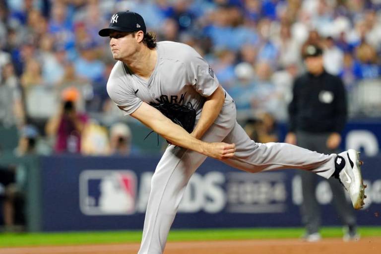 Yanquis pasan a la Serie de Campeonato apoyados en Cole y sencillos oportunos