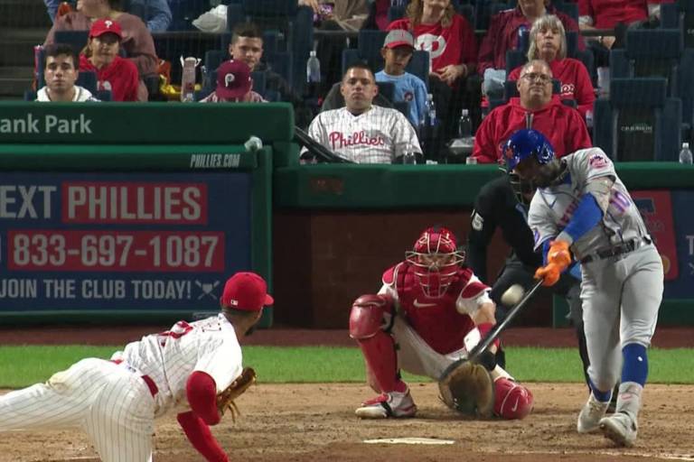 Ronny Mauricio ya fue operado de la rodilla derecha