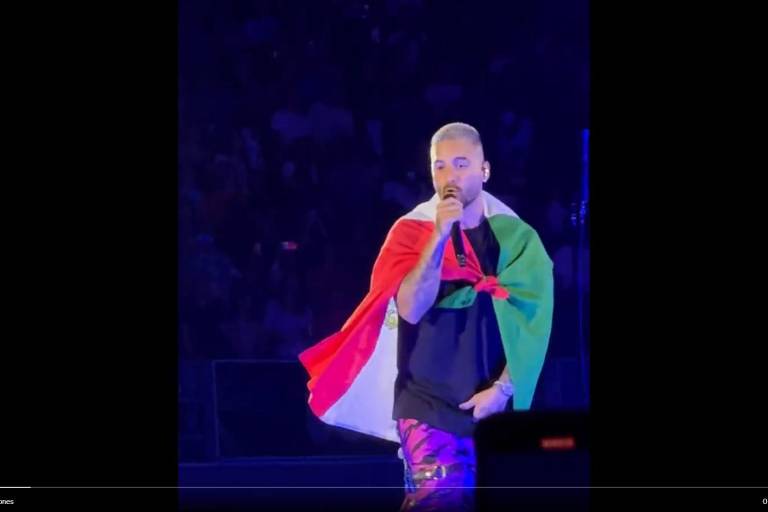 Dedica Maluma a Vicente Fernández su concierto en Guadalajara