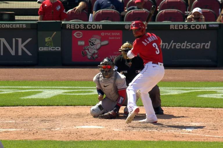 Rojos dejan tendidos a Bravos con hit de Almora