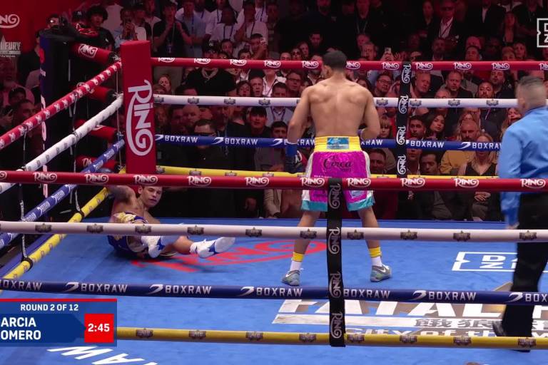 Rolly Romero sorprende y vence a Ryan García en Times Square