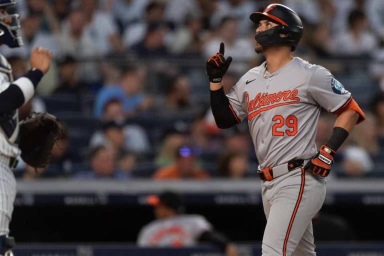 Salvajada de Ramón Urías en el Yankee Stadium por los Orioles