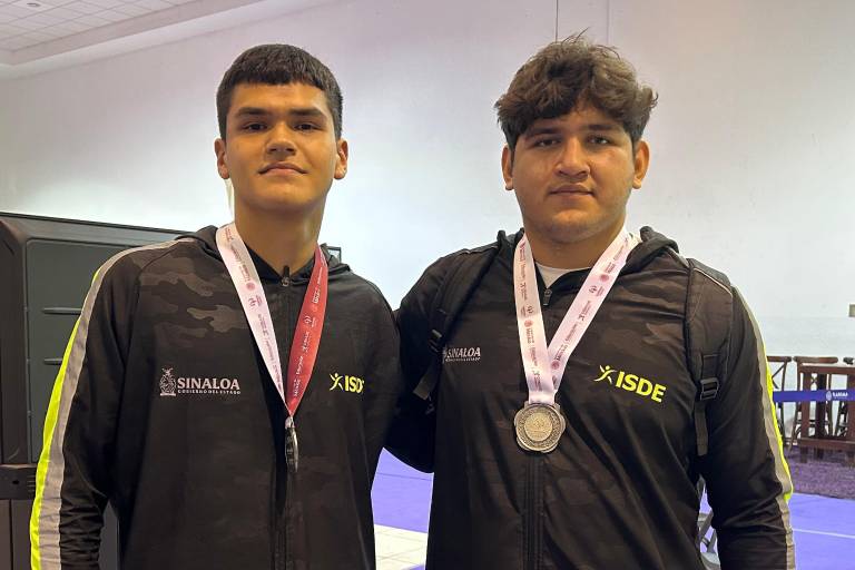 Cierra Sinaloa con dos platas en luchas en la Olimpiada Nacional