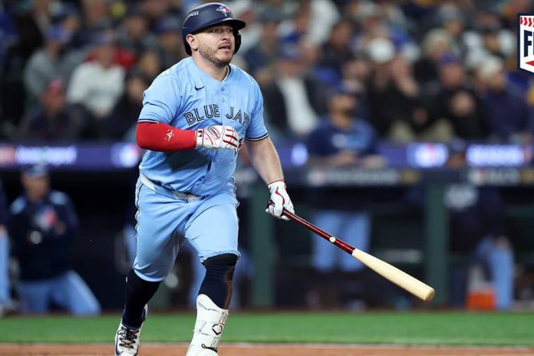 Kirk y Arozarena conectan cuadrangulares en la derrota de Seattle ante Toronto