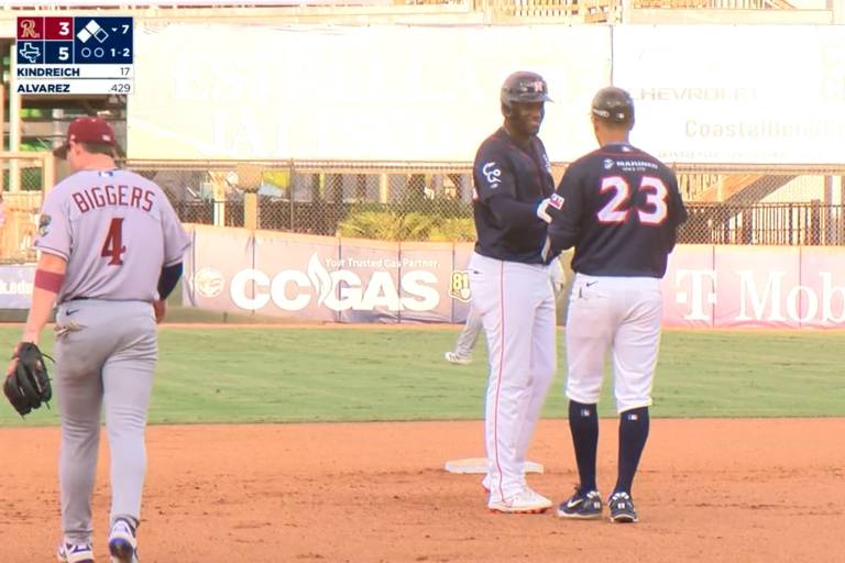 Yordan Álvarez regresa a Astros como cuarto bate y jardinero izquierdo