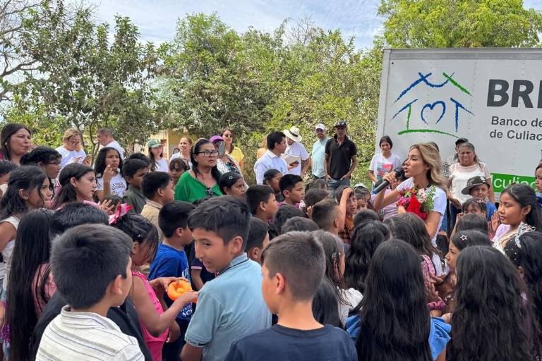 Lleva ‘Cadena de Amor’ alegría a más de 2 mil niños en comunidades indígenas