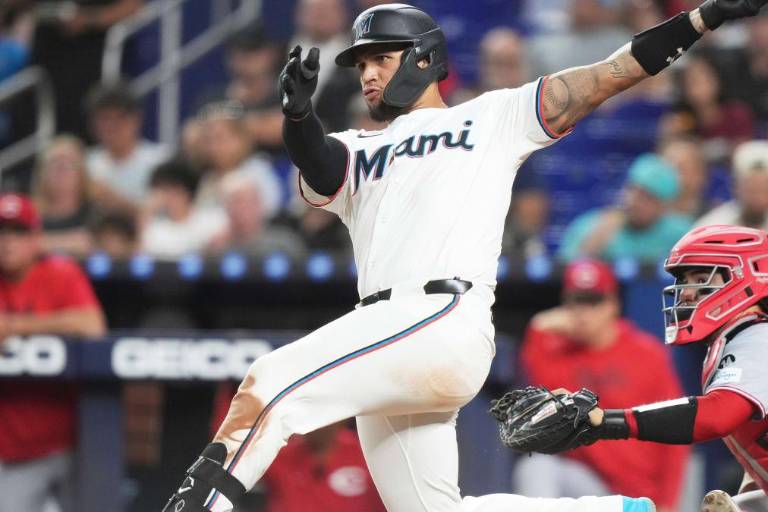 Agustín Ramírez brilla con el bate para guiar reacción de Marlins contra Rojos
