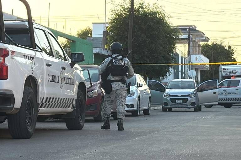 Muere en hospital conductor atacado a balazos en la colonia Las Cucas, en Culiacán