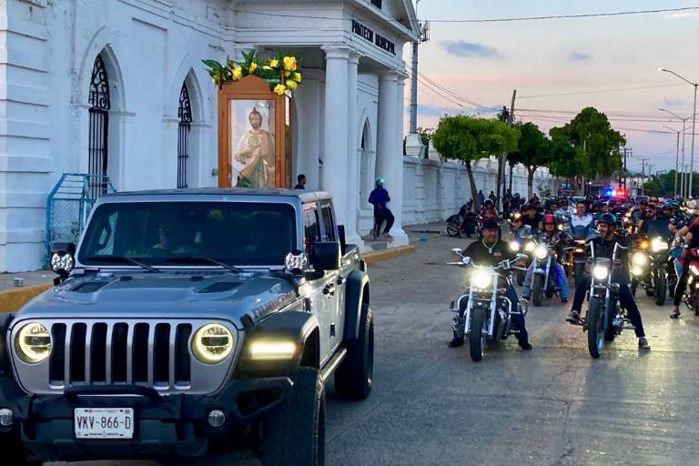 ‘Bikers’ celebran peregrinación en honor a San Judas Tadeo en Mazatlán