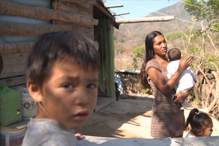 En 2024 en México hubo 38.5 millones de personas en pobreza, 8.3 millones menos que en 2022