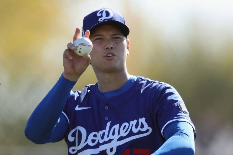 Ohtani realiza sesión ‘ligera’ de bullpen y avanza en su regreso como lanzador