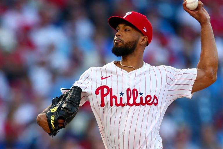 Sánchez luce como un as y Filis aseguran la serie ante Marineros