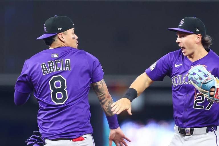 Rockies vencen a Marlins y concretan... ¡su primera barrida en más de un año!