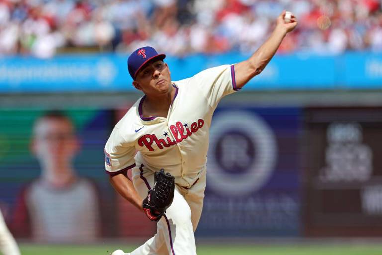 Suárez poncha a 11 y Filis ganan serie vs. Nacionales