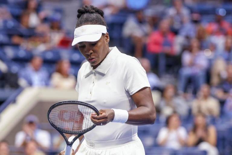 Venus Williams, de 45 años, lucha durante 2 horas con Muchova, pero se despide del US Open