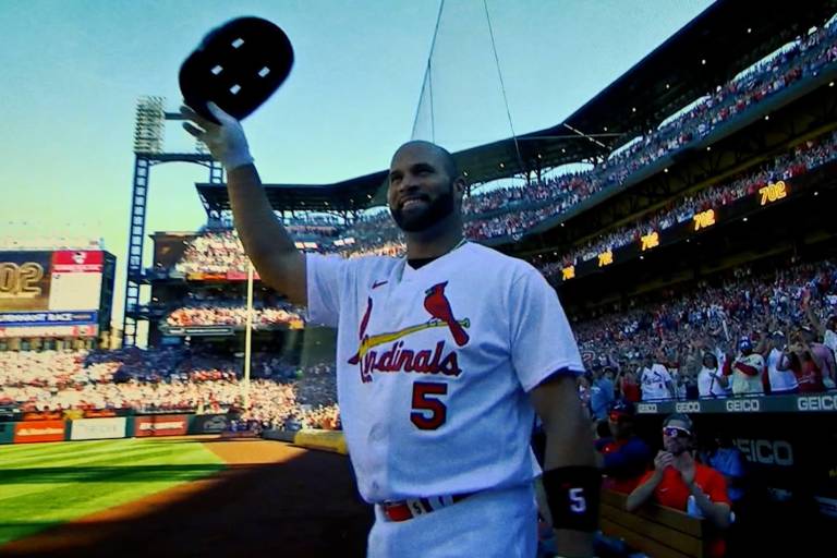 Orioles estarían interesados en Pujols para su vacante de mánager