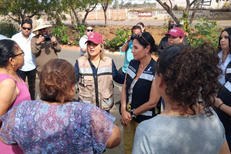 Piden habitantes de Rincón de Urías alumbrado público para prevenir más asaltos