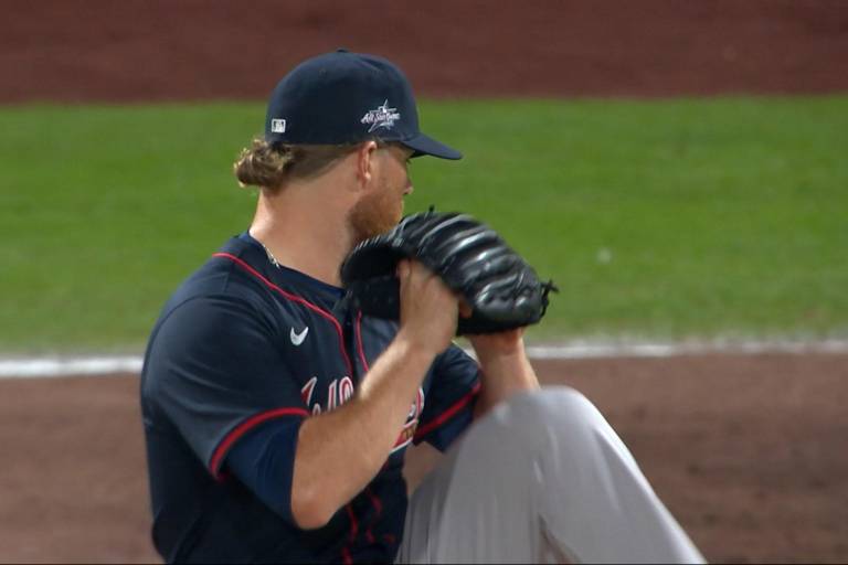 Kimbrel es designado para asignación por Bravos un día después de su debut en 2025