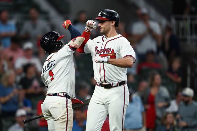 Albies y Olson la bota para que Bravos doblegen a Cachorros