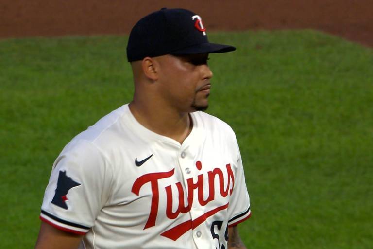 Filis adquieren al lanzallamas Jhoan Durán desde los Mellizos