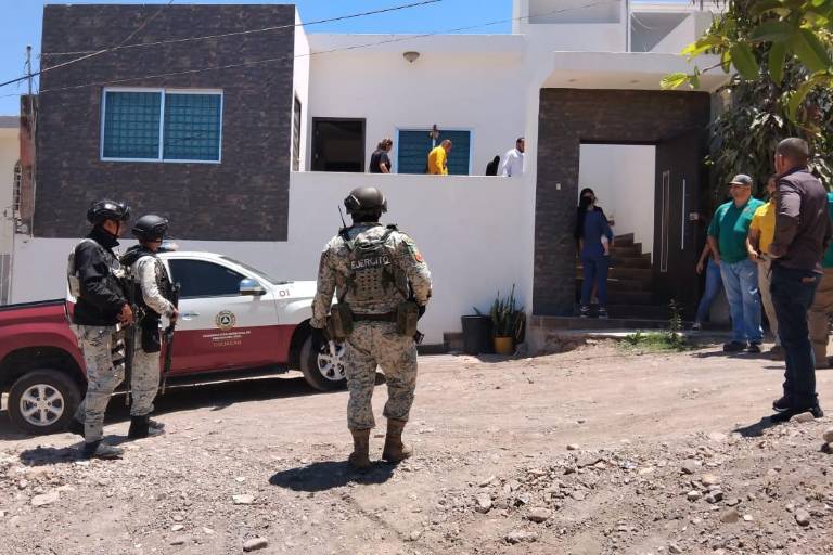 Melanie y Nicole resultan lesionadas tras colapso de techo en Culiacán