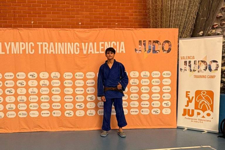 El rosarense Rubén Omar participa en campamento internacional de judo en España