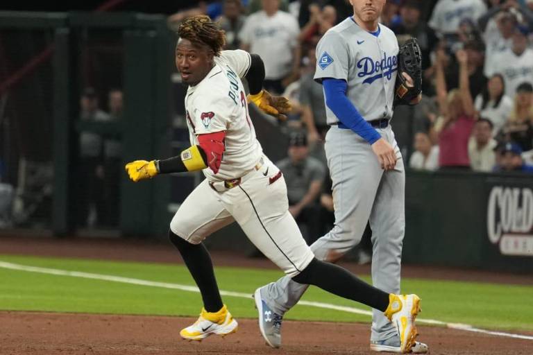 D-backs dejan tendidos a Dodgers y mantienen vivo el sueño del Comodín