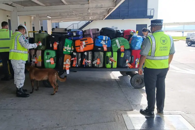 Guardia Nacional intensifica controles en aeropuertos de Culiacán, Mazatlán y Los Mochis