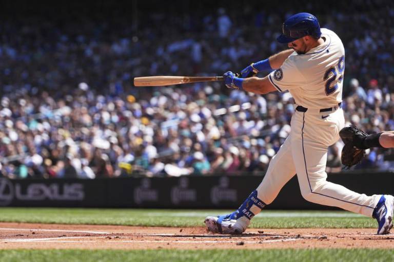 Raleigh llega a 45 jonrones y Marineros barren a Rays en el fin de semana de Ichiro