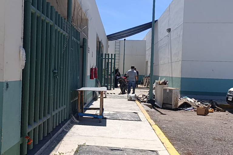 Hospital IMSS Bienestar de Escuinapa lleva tres días sin energía eléctrica