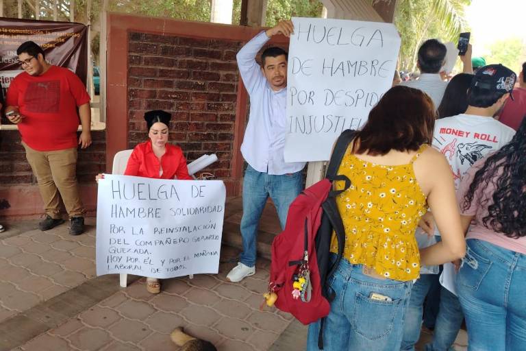 Reinstalan a trabajador de la UAdeO en Guasave tras huelga de hambre