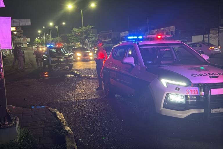 Motociclista muere tras ser embestido por camioneta en Culiacán