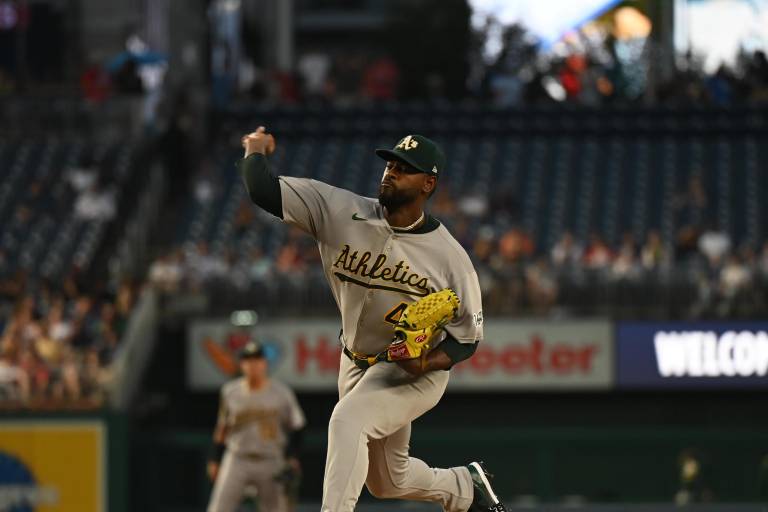 Atléticos envían a Severino a la lista de lesionados de 15 días