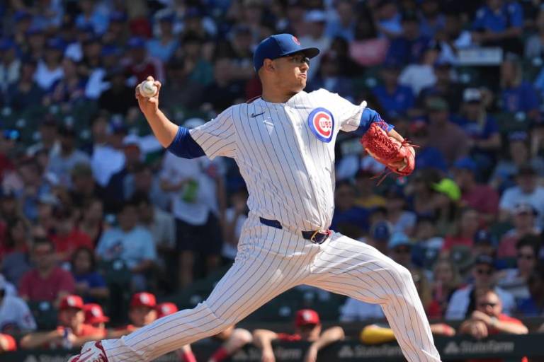 Cachorros cierran la vuelta regular barriendo la serie ante los Cardenales, guiados por Javier Assad