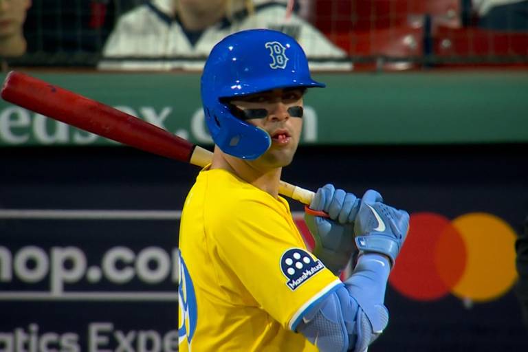 Medias Rojas aseguran la serie contra Yanquis y vuelven a .500