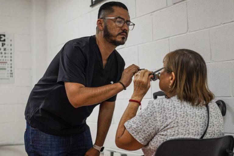 Programa Social Venados Vizsla cierra el verano con jornada de salud visual