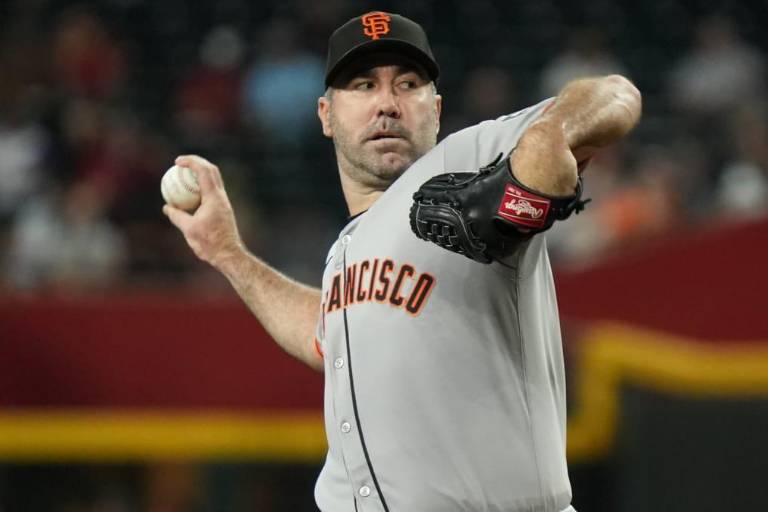 Tras joya de Verlander, Jerar y Devers dieron la cara en reacción de Gigantes ante D-backs en extras