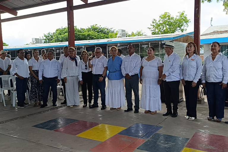 En el sur de Sinaloa, regresan a clases 22 mil estudiantes en Rosario y Escuinapa