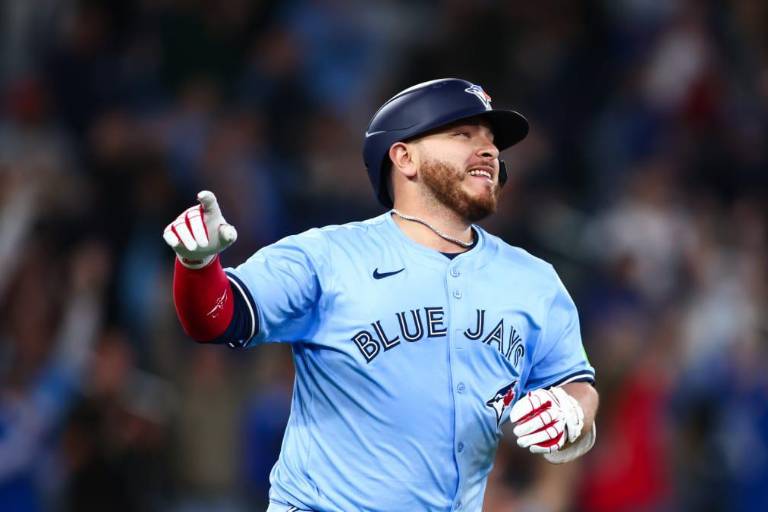 Kirk sentencia con hit de oro y Azulejos dejan tendidos a Medias Rojas