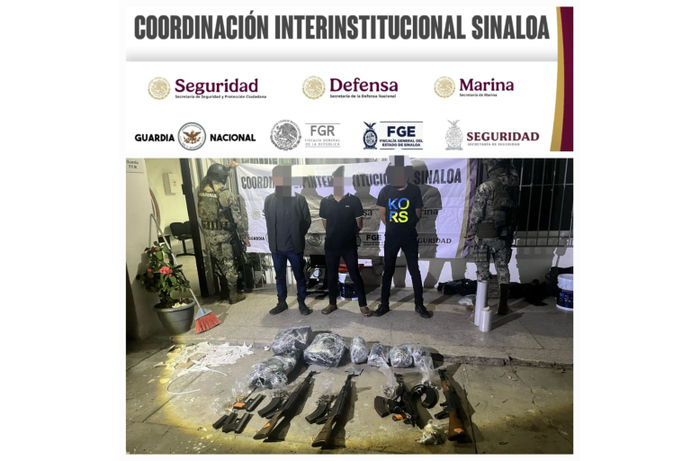 Detienen a 3 civiles armados en la colonia Independencia y les aseguran un vehículo, armas y municiones
