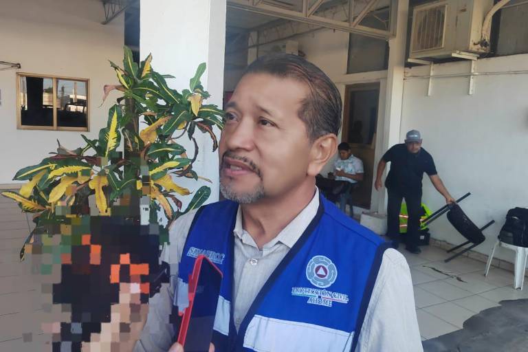 Autoridades de Ahome piden no sobrecargar extensiones eléctricas por adornos navideños