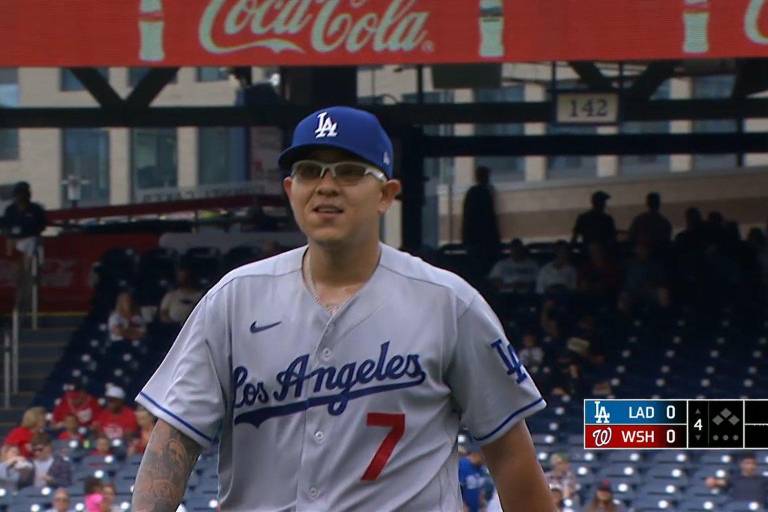 Julio Urías, sin respaldo de Dodgers, sufre su cuarta derrota de la campaña