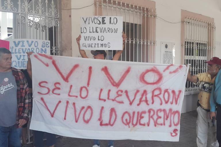 ‘¡Vivo se lo llevaron y vivo lo queremos!’: Manifestantes exigen regreso de Álvaro Rivera Vázquez
