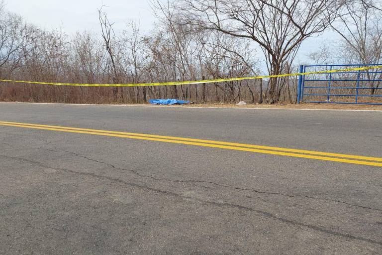 Hallan a un hombre asesinado cerca de Sanalona, Culiacán