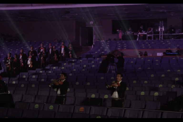 Julión Álvarez festeja 14 años de trayectoria