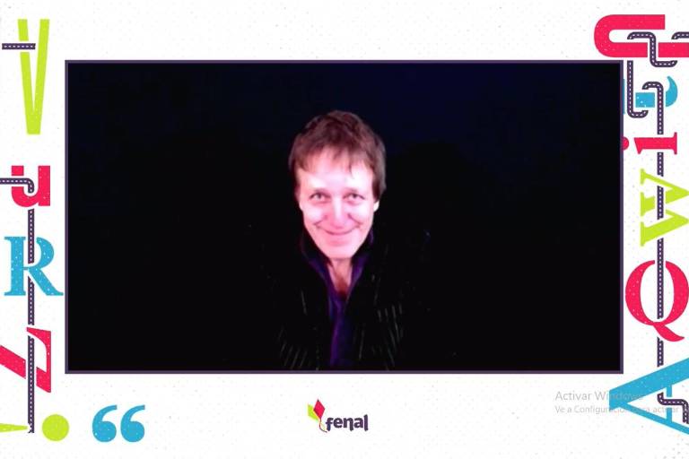 El sentido de mi vida consiste en escribir, asegura Xavier Velasco