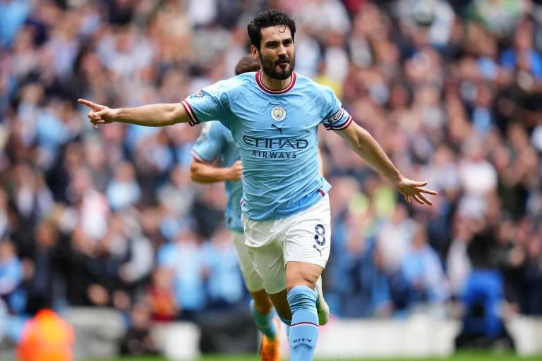 Manchester City da un paso más rumbo al título de la Premier League