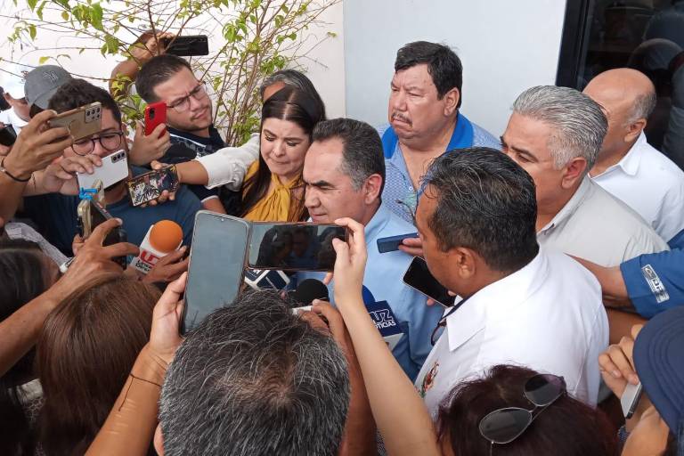 Difieren audiencia del Rector de la UAS para el lunes; la defensa pide tiempo para analizar CD