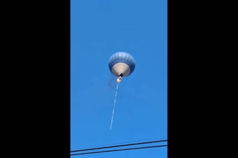 Trasladan a hospital de Toluca a menor sobreviviente a incendio de globo